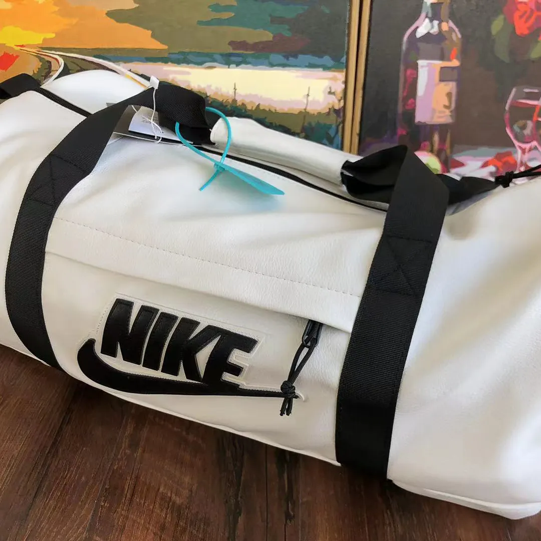 SUPREME Bags - 31 - spm0000232 - Image 4