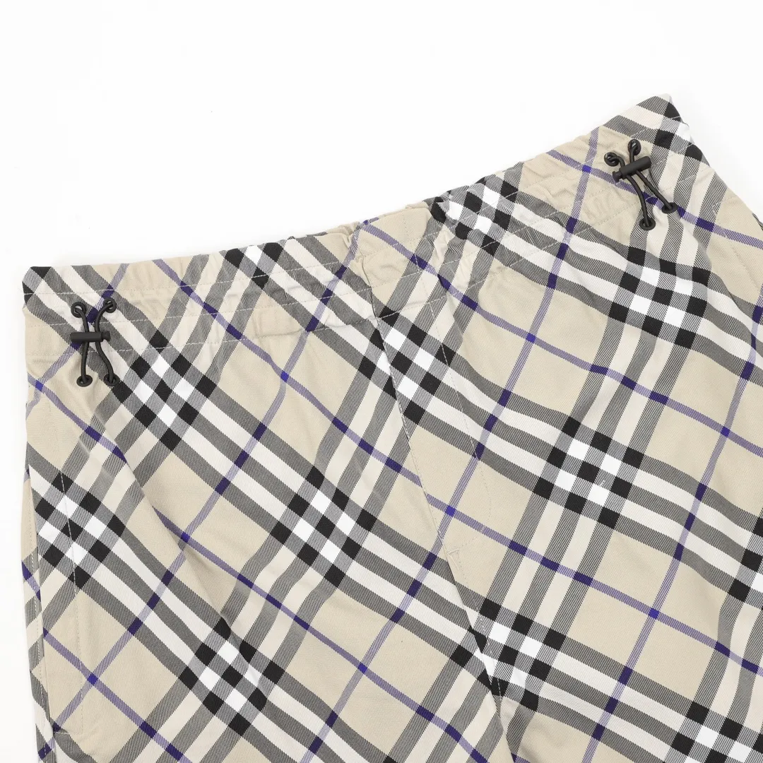 BUR Archive Check Knight Motif Shorts in Beige - 381 - bbr0000381 - Image 6