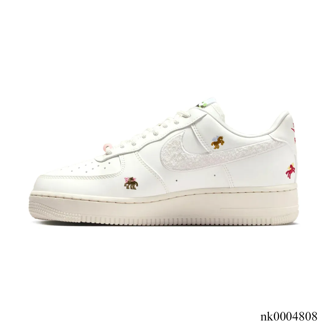 Air Force 1 Chenille Swoosh Year Of The Horse Shoes Sneaker - nk0004808 - Image 2