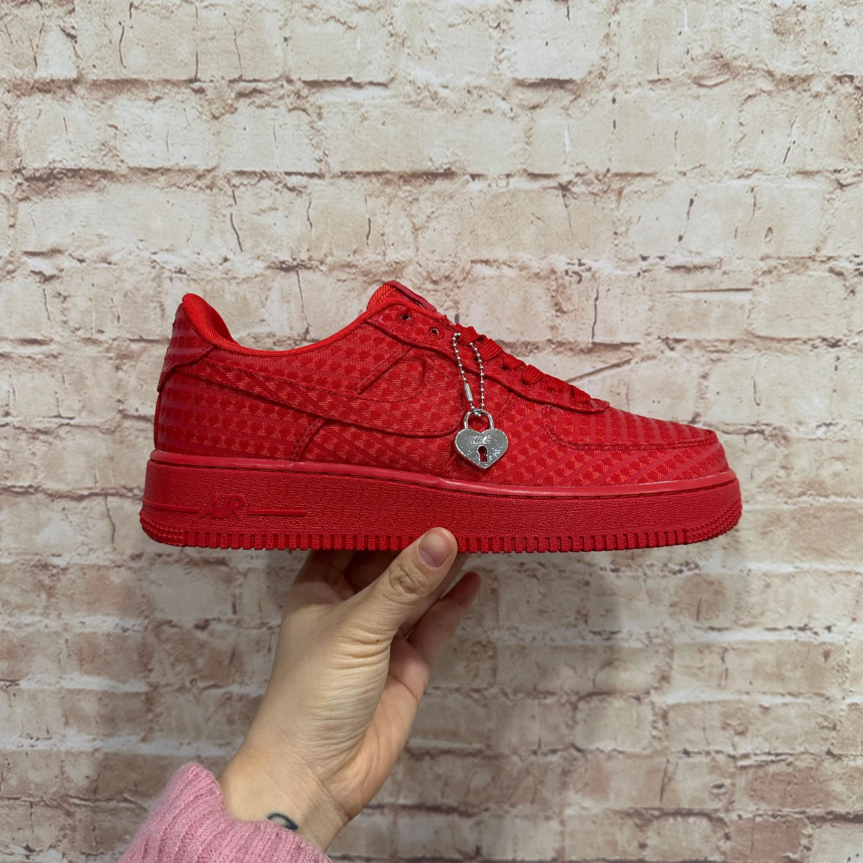 AF 1 Low Valentine's Day University Red (2026) Shoes Sneakers - nk0004832 - Image 7