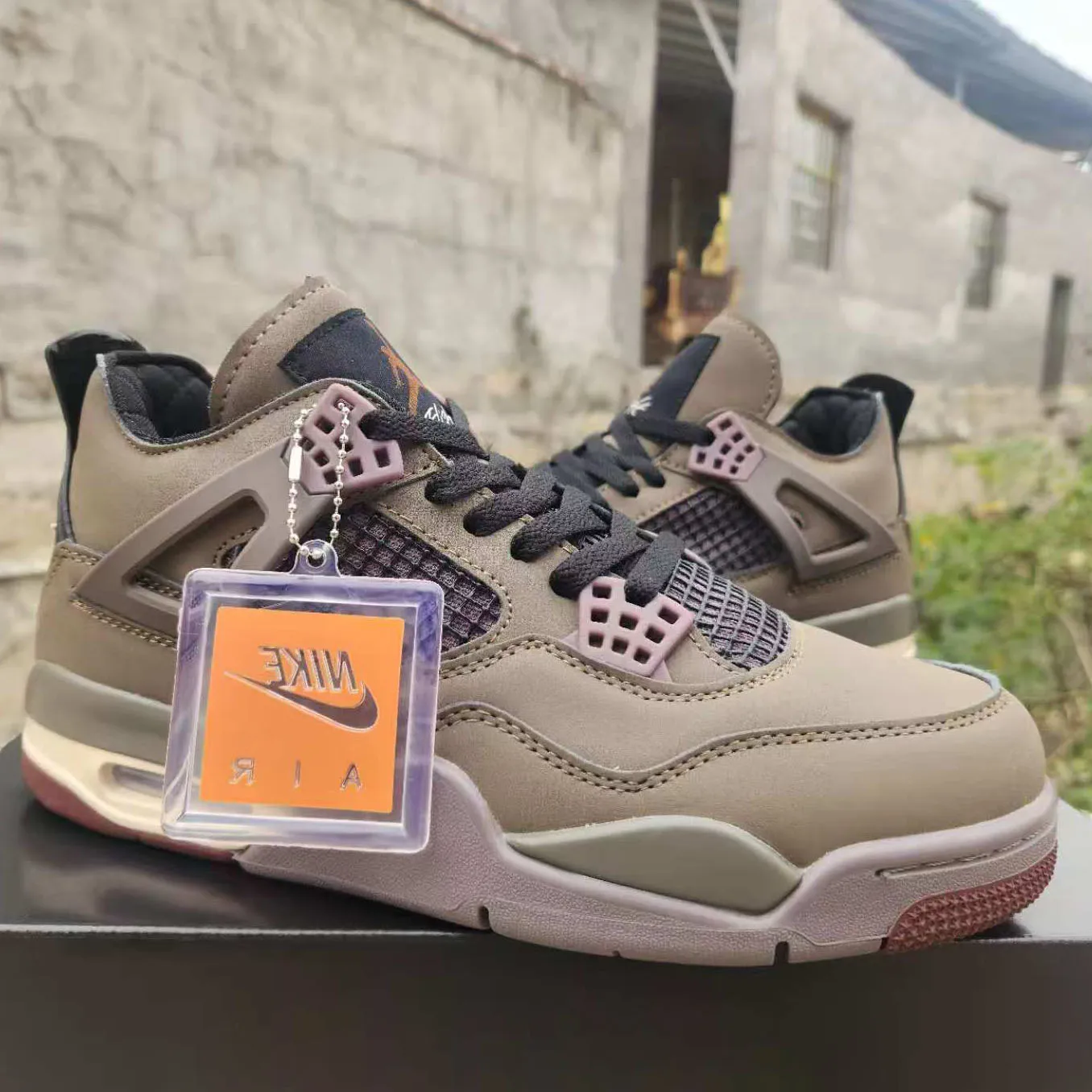 A Ma Maniére x AJ 4 Dark Mocha Shoes Sneakers - nk0005119 - Image 3