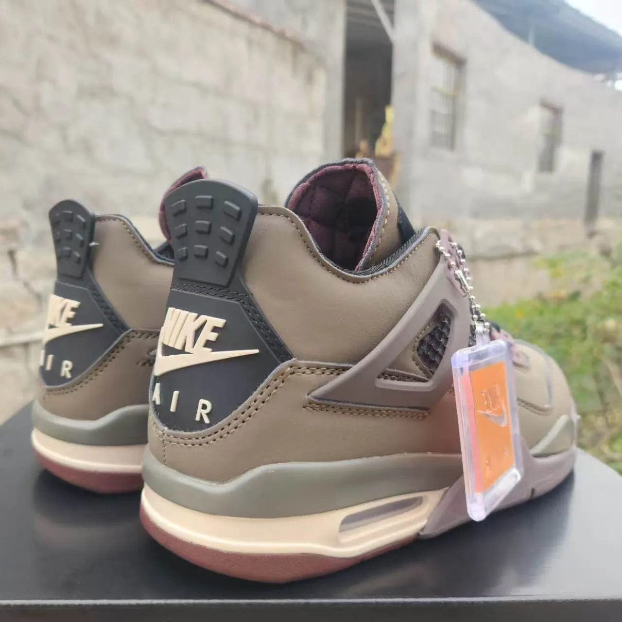 A Ma Maniére x AJ 4 Dark Mocha Shoes Sneakers - nk0005119 - Image 5
