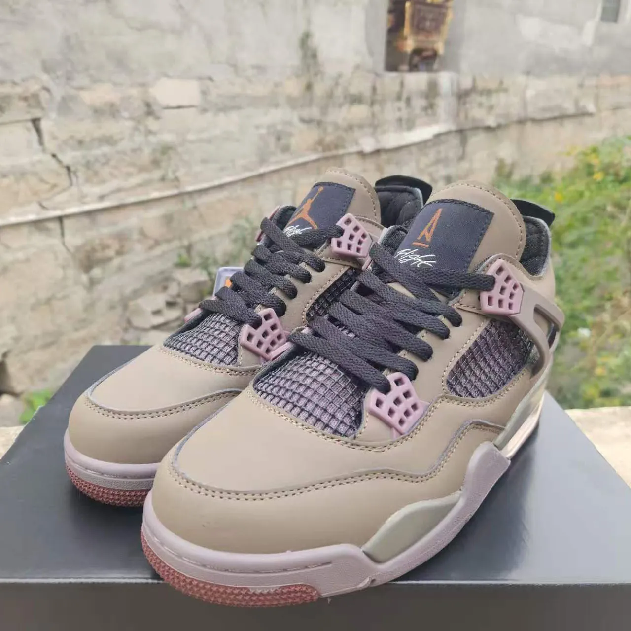 A Ma Maniére x AJ 4 Dark Mocha Shoes Sneakers - nk0005119 - Image 6