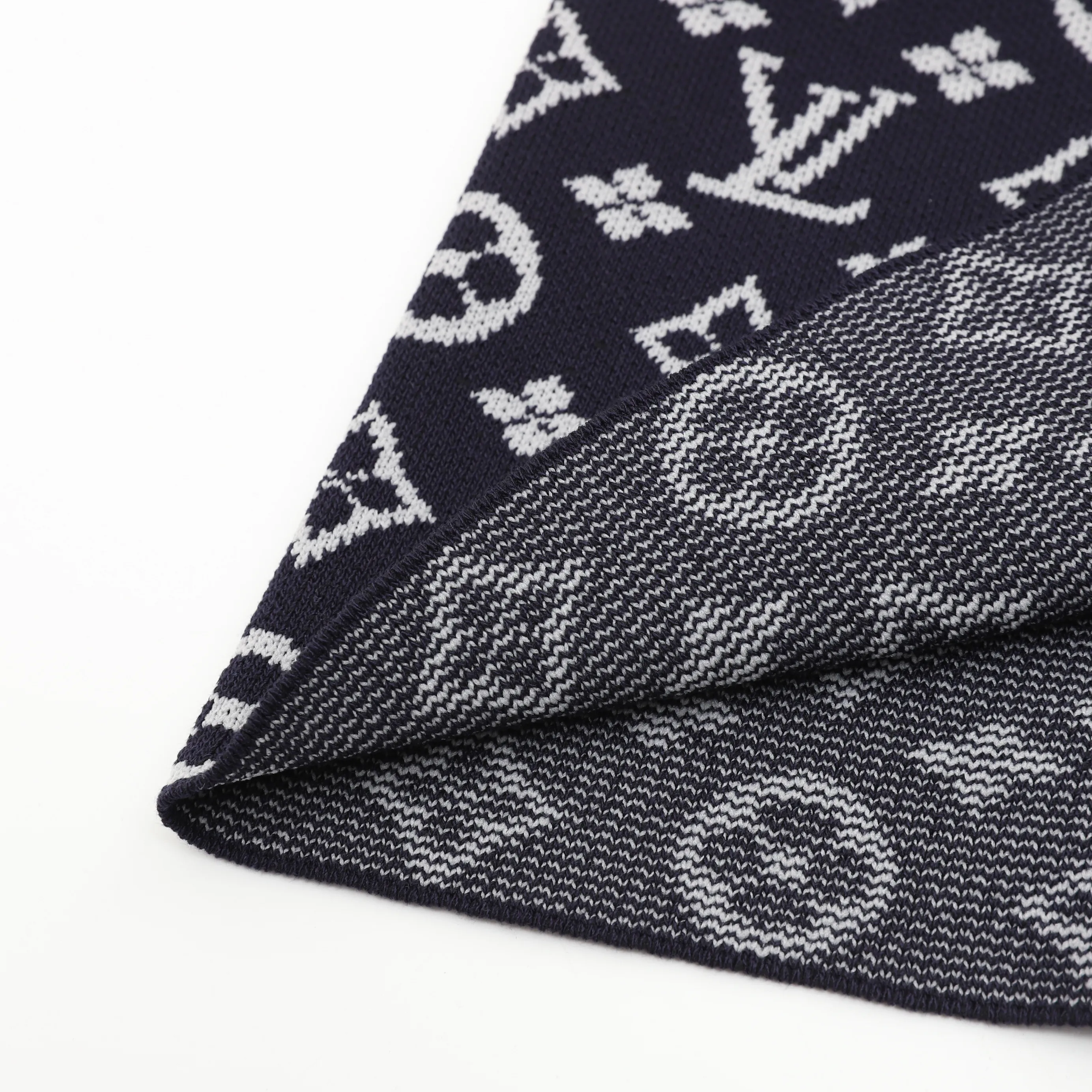 LV Jacquard Knitted Monogram Shorts - LV0029 - Image 5
