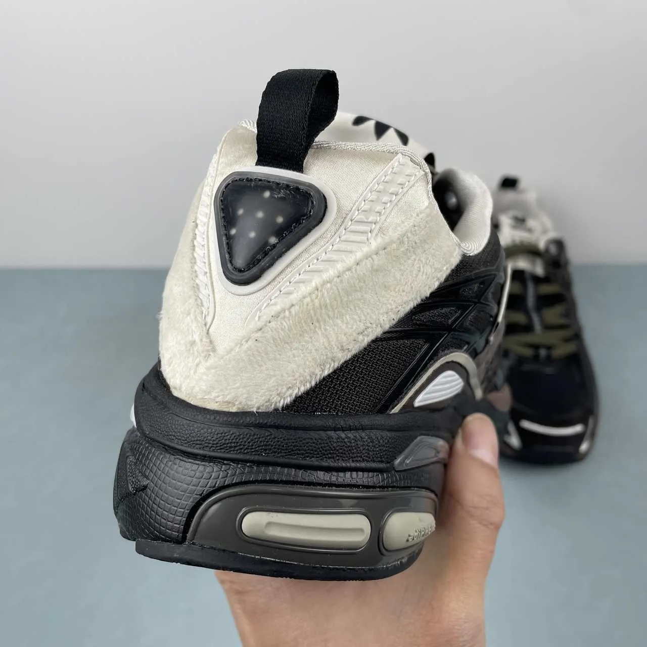 AD Cushion SFTM Shoes Sneakers - nk0005352 - Image 6